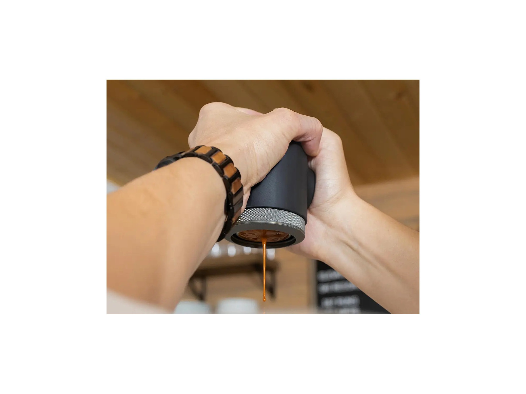 Wacaco Picopresso + custodia rigida | Espresso manuale | SNAILER®