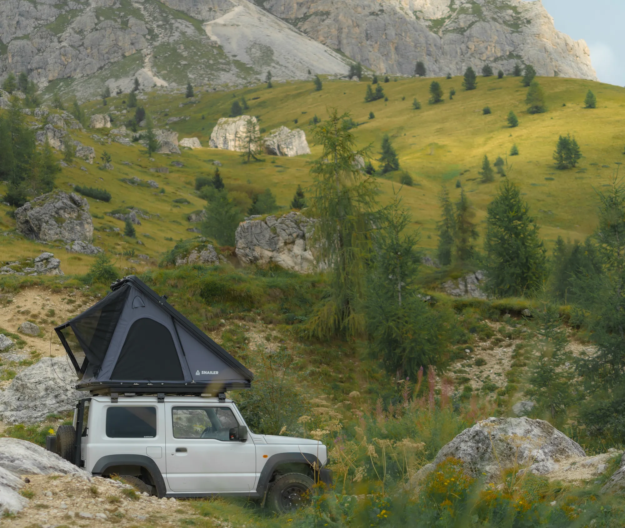 La nostra tenda a guscio rigido ha tutto ciò che serve.